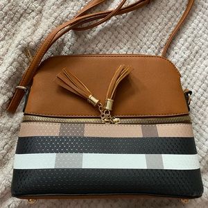 CROSSBODY PURSE